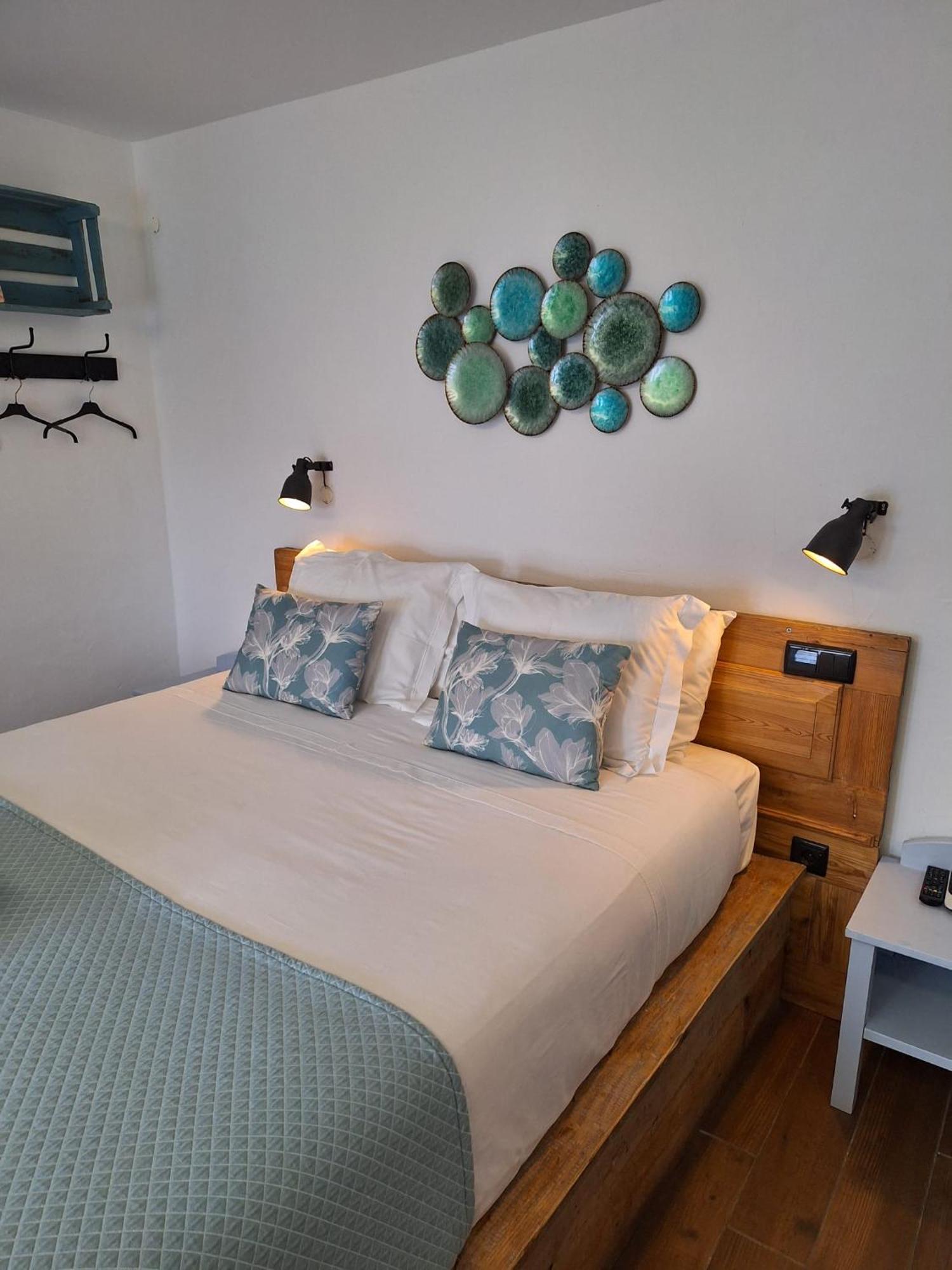 Lovin Book Guesthouse 오비도스 외부 사진